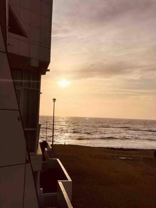 A Zen And Chic Beachfront Apartment Swakopmund Esterno foto